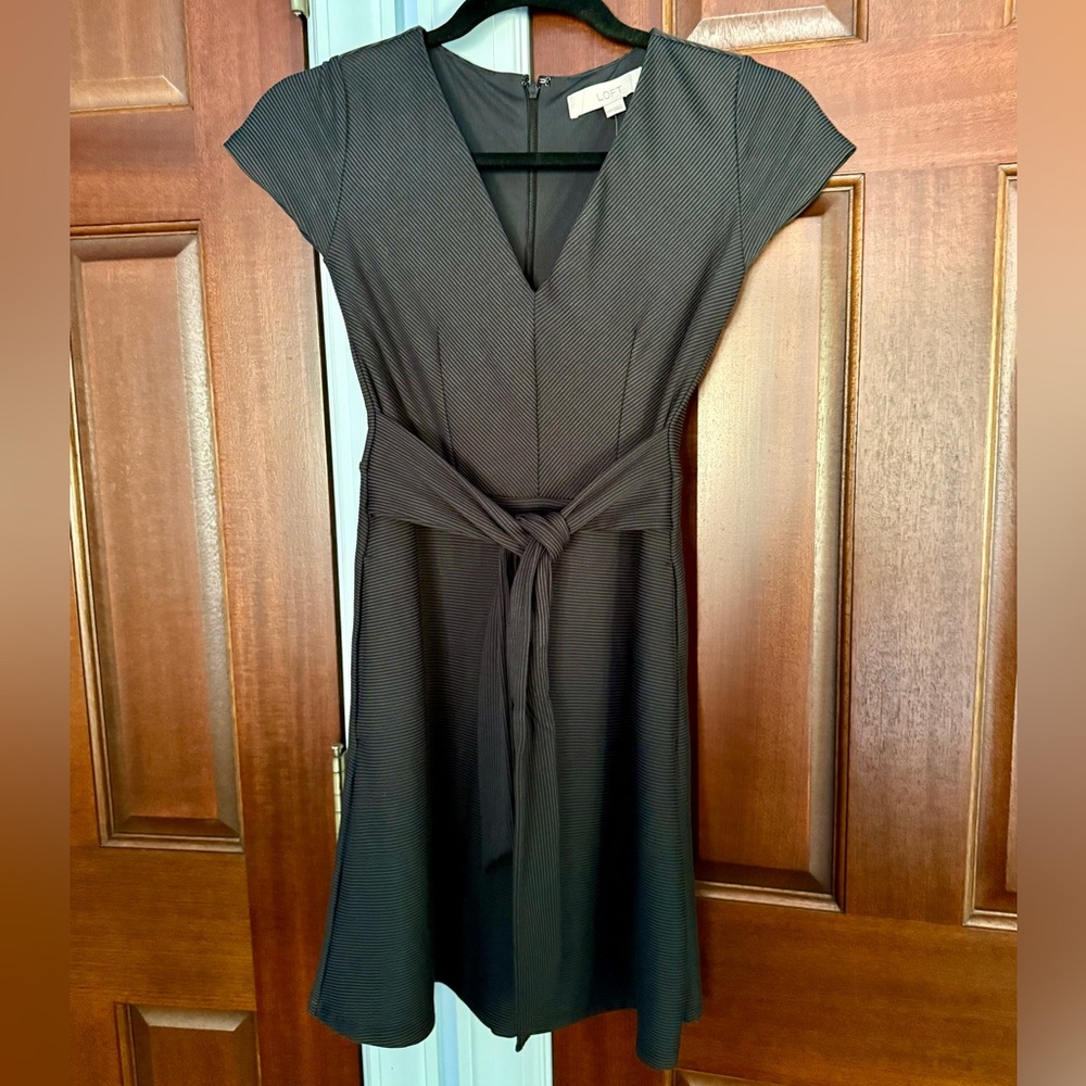 LOFT Black V-Neck Tie-Waist Dress